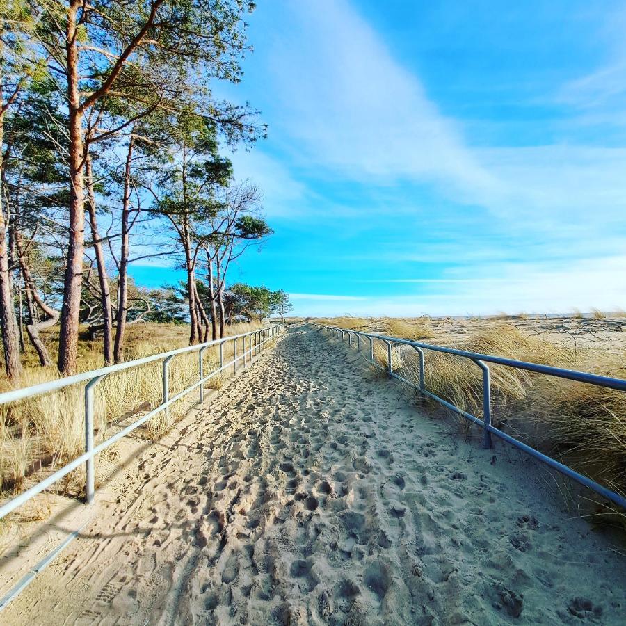 Domek W Parku Hel Buitenkant foto