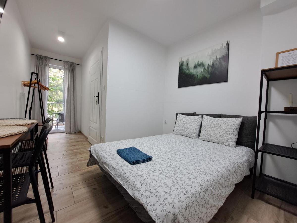 Domek W Parku Hel Kamer foto
