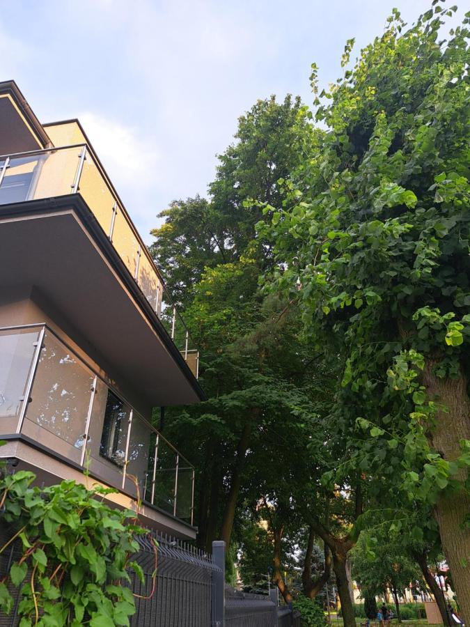 Domek W Parku Hel Buitenkant foto